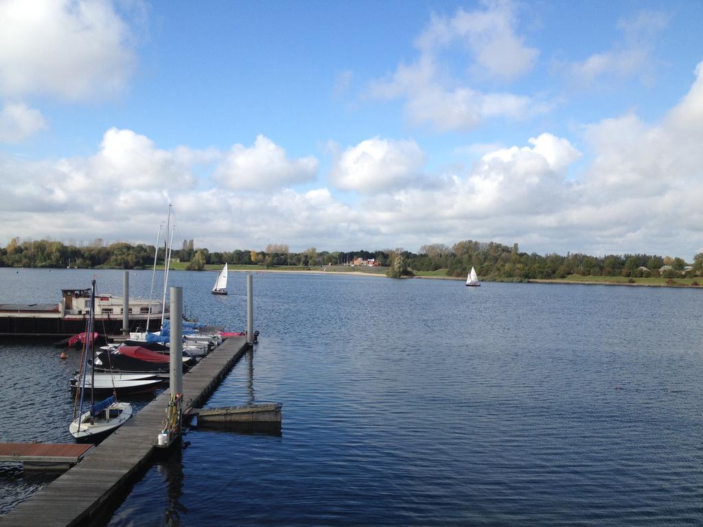 Sailcenter Limburg Ostello Kinrooi Esterno foto